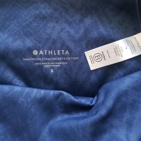 Athleta SALUTATION STASH POCKET II 7/8 TIGHT sz S - Picture 5 of 7